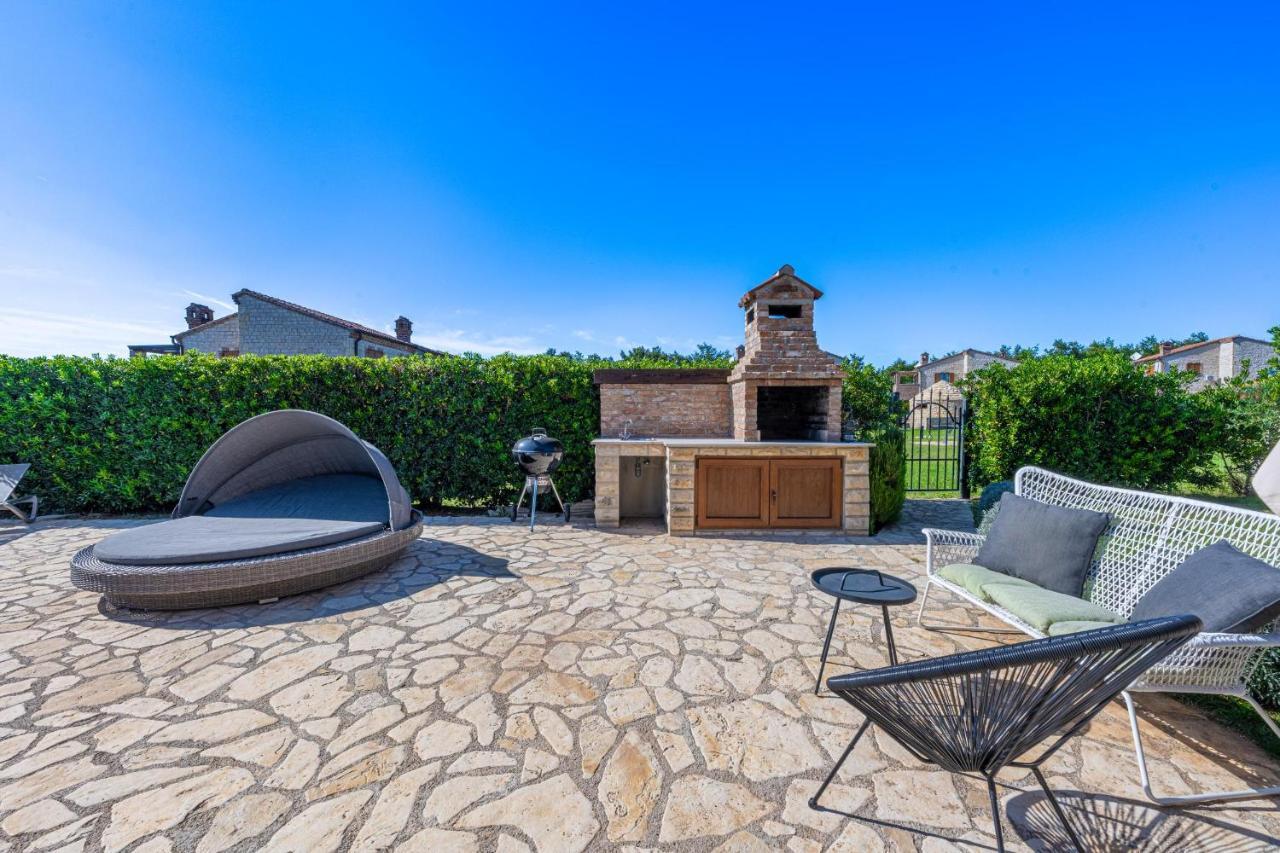 Villa Paradis 6 Jursici Экстерьер фото