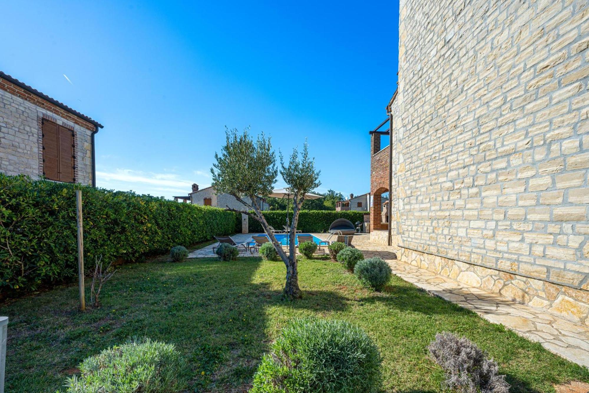 Villa Paradis 6 Jursici Экстерьер фото