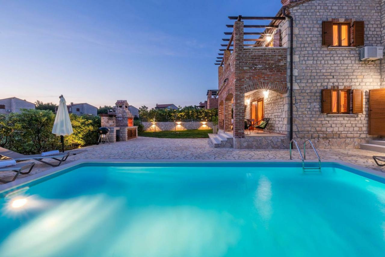 Villa Paradis 6 Jursici Экстерьер фото