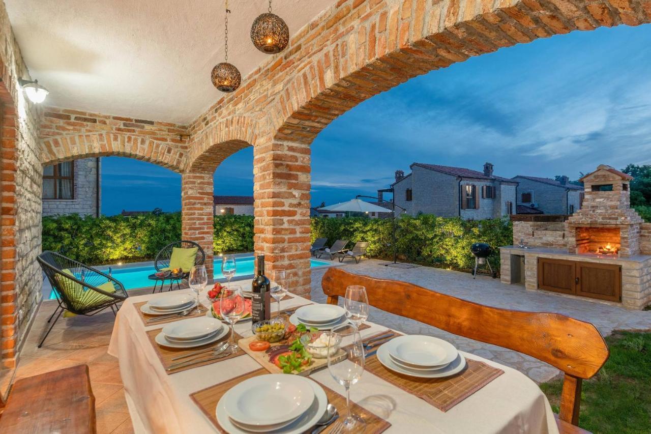 Villa Paradis 6 Jursici Экстерьер фото